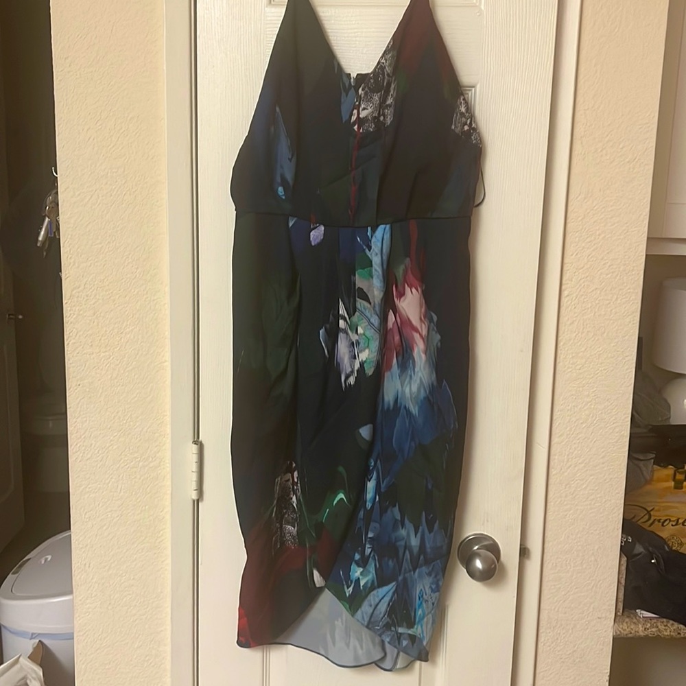Chelsea 28 Sleeveless Faux Wrap Dress Size 6